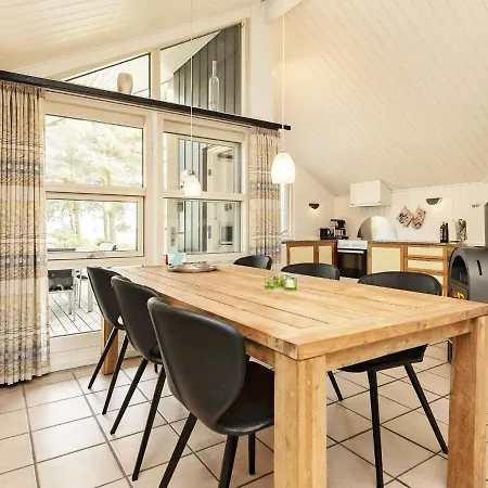 בית נופש 6 Person Holiday In Oksb L