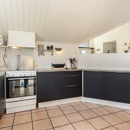 6 Person Holiday In Oksb L בית נופש Mosevrå