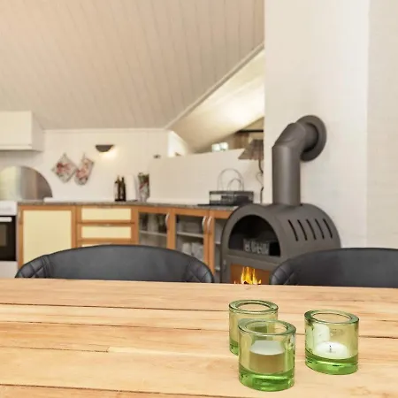בית נופש 6 Person Holiday In Oksb L